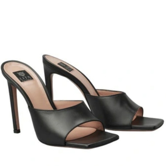NIB Lita By Ciara Solid Square Toe Slide Sandals in Black